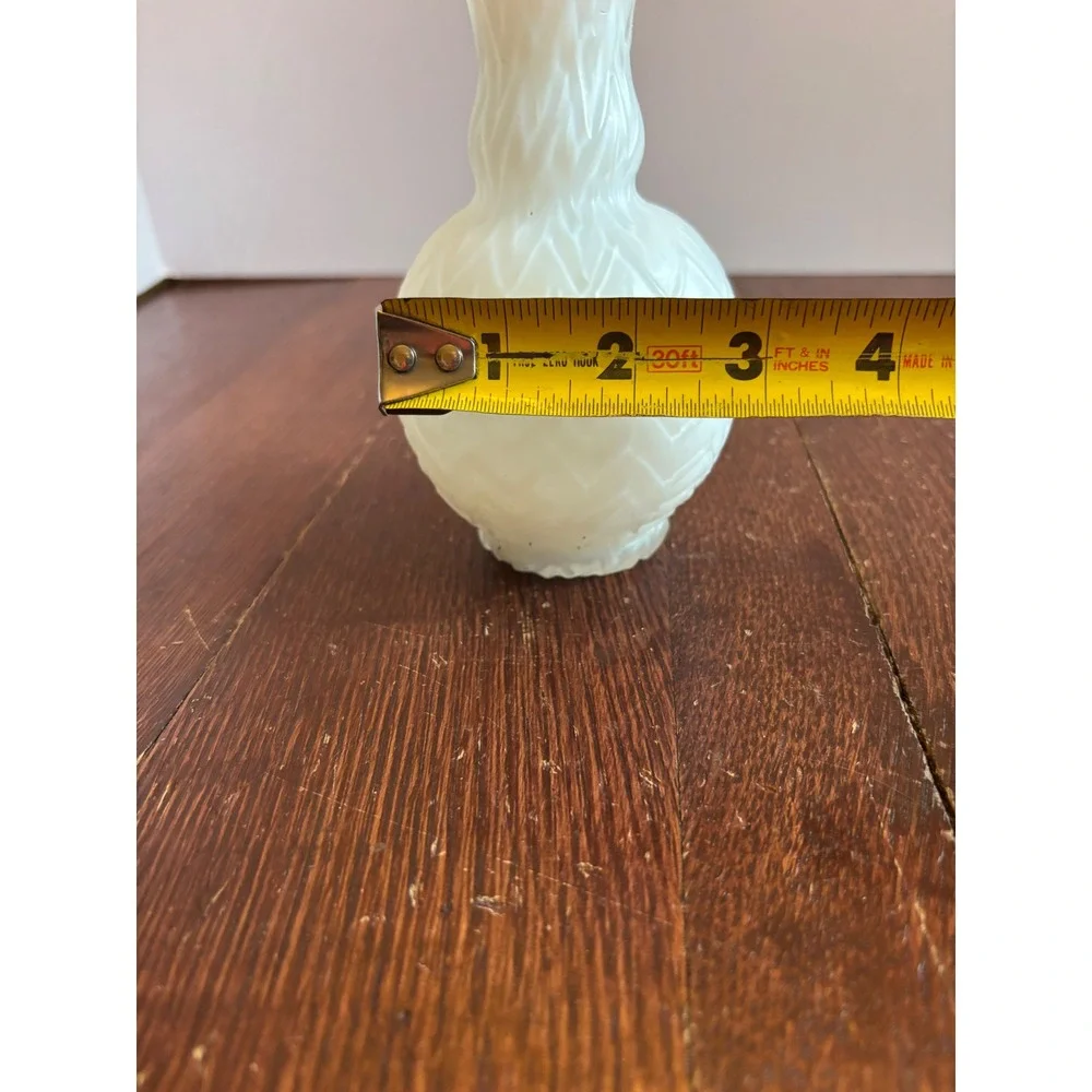 Vintage Fenton Milk Glass Chevron Vase White Satin Ruffled Rim Pre-1970